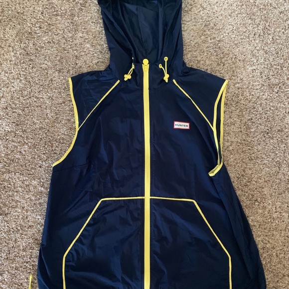 Hunter for Target Navy Blue with Yellow Trim Hooded Vest Size L - Picture 1 of 3